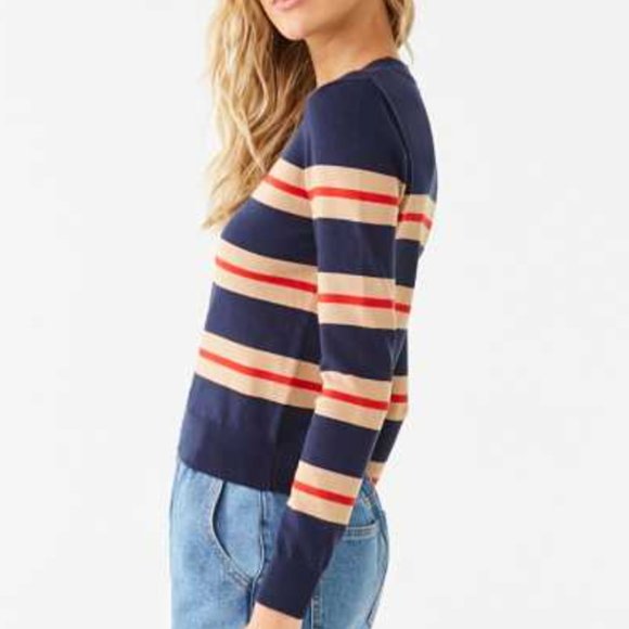 Forever 21 Sweaters - NWT $18 Forever 21 Sweater in Camel, Navy, and Red - size Small!